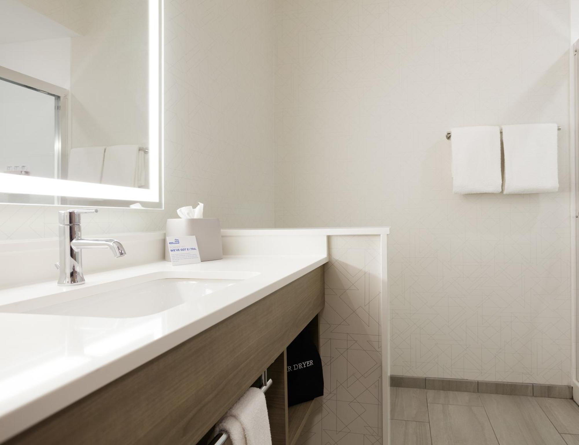 Holiday Inn Express Hotel & Suites Los Angeles Airport Hawthorne By Ihg Exteriér fotografie
